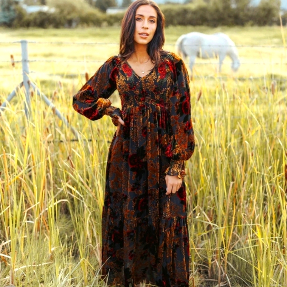 Henly Roses and Juliet Burnout Maxi Dress